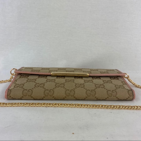 GUCCI GG Supreme Wallet on Chain - Picture 8 of 15